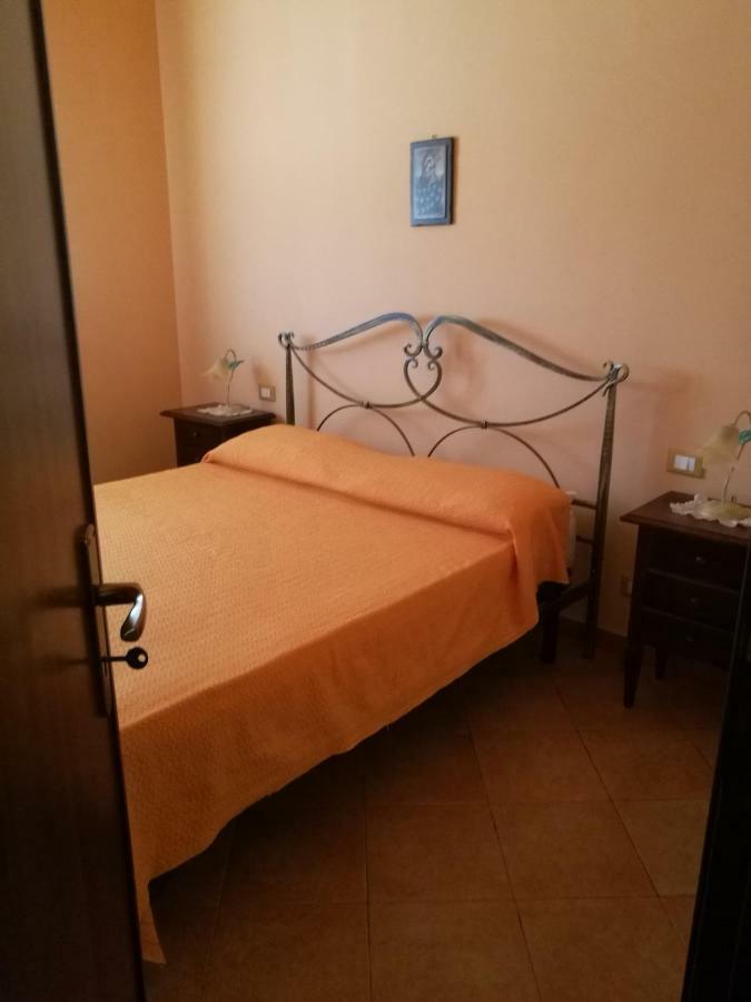 La Villa Dei Girasoli 库斯托纳奇 外观 照片
