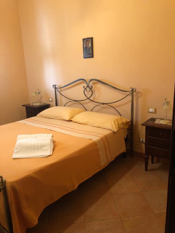 La Villa Dei Girasoli 库斯托纳奇 外观 照片